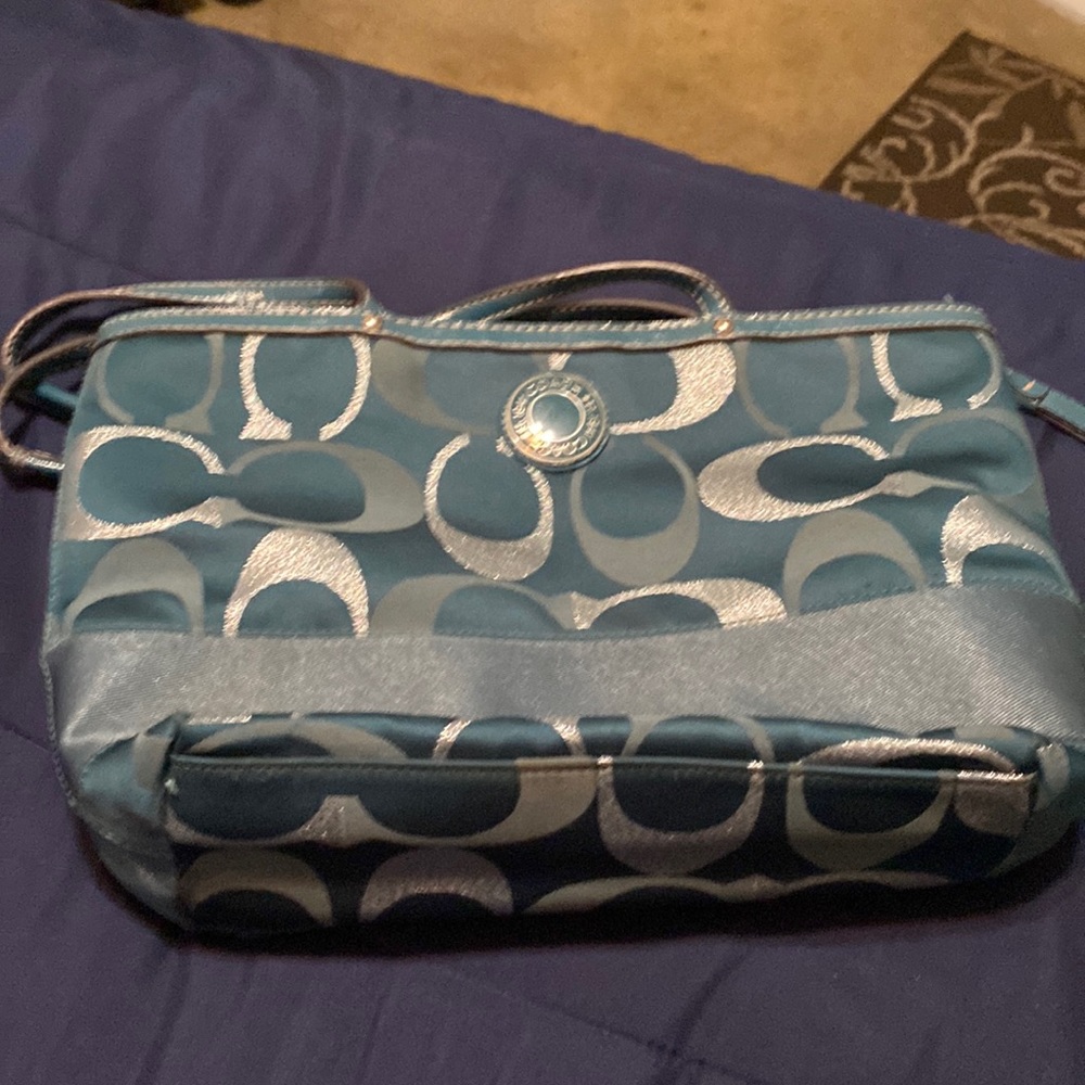 Coach shoulder bag